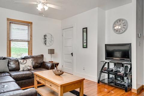 122 Great Rd, Maynard, MA 01754 photo 4