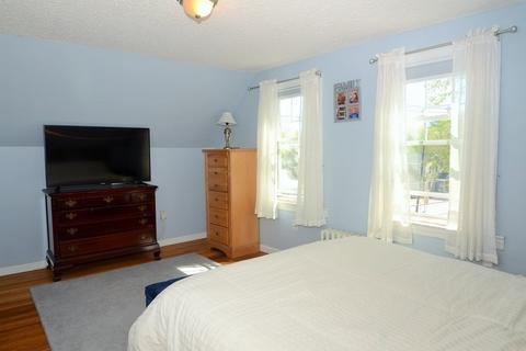 95 Poplar St, Danvers, MA 01923 photo 22