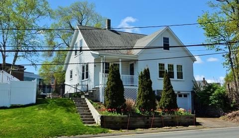 95 Poplar St, Danvers, MA 01923 photo 2
