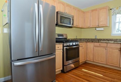 95 Poplar St, Danvers, MA 01923 photo 9