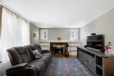 3 Pine Rd, Randolph, MA 02368 photo 3