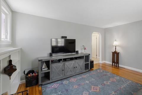 3 Pine Rd, Randolph, MA 02368 photo 4
