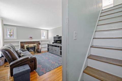 3 Pine Rd, Randolph, MA 02368 photo 2