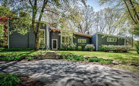30 Meadowbrook Rd, Dover, MA 02030 photo 1