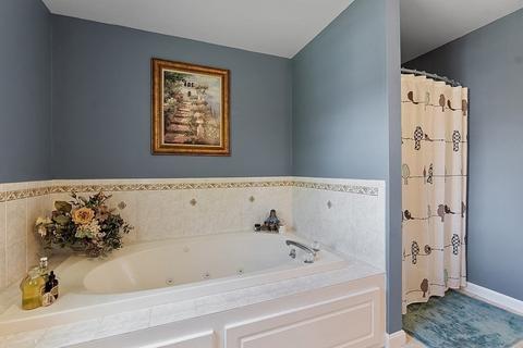44 Stonepost Rd, Pelham, NH 03076 photo 25