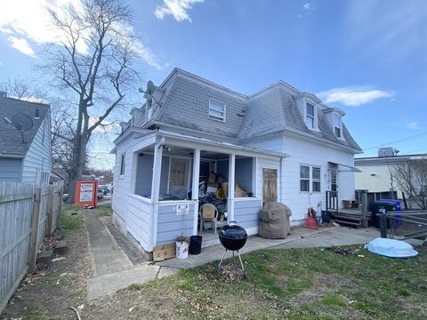 9 Ellsworth Ave, Springfield, MA 01118 photo 4