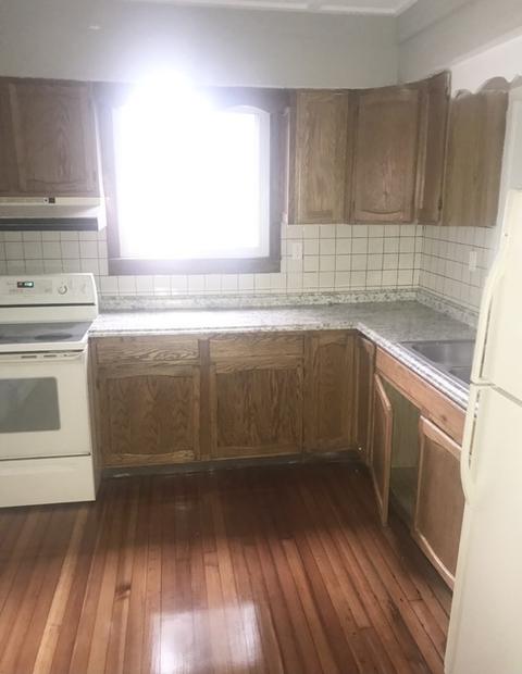9 Ellsworth Ave, Springfield, MA 01118 photo 5