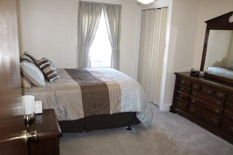 25 Hyde St, Danvers, MA 01923 photo 8
