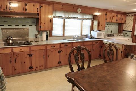 25 Hyde St, Danvers, MA 01923 photo 19