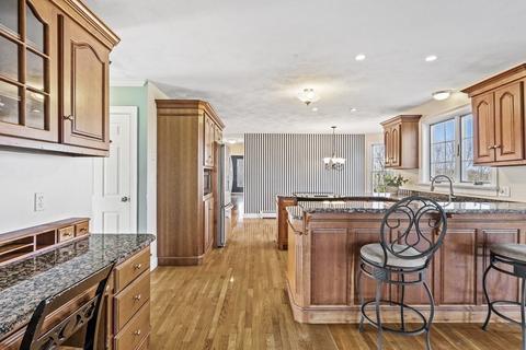 91 Juniper Dr, Saugus, MA 01906 photo 18