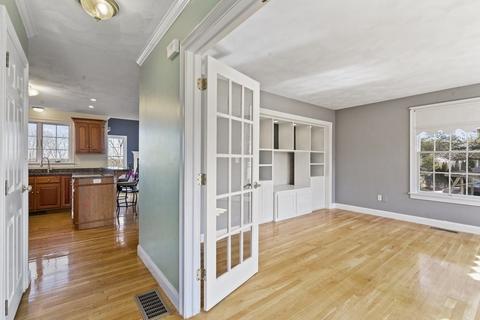 91 Juniper Dr, Saugus, MA 01906 photo 9