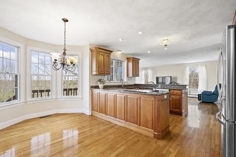 91 Juniper Dr, Saugus, MA 01906 photo 8