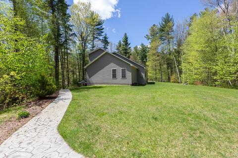 47 Frontier Dr, Pelham, NH 03076 photo 32