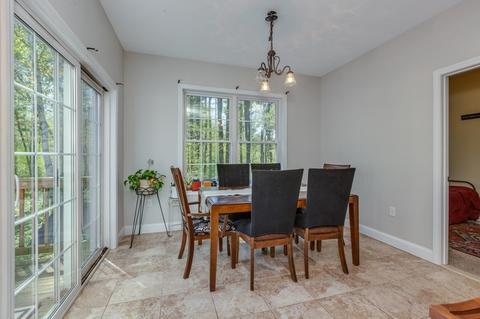 47 Frontier Dr, Pelham, NH 03076 photo 15