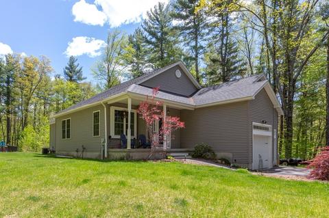 47 Frontier Dr, Pelham, NH 03076 photo 28