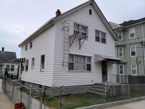 61 Hall St, Fall River, MA 02724 photo 2