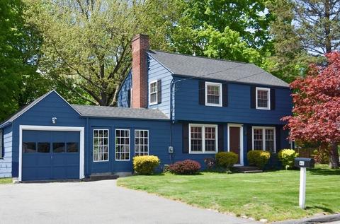 44 Fenway Dr, Springfield, MA 01119 photo 1