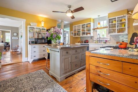 200 Chestnut Plain Rd, Whately, MA 01093 photo 14