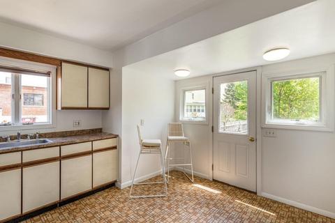 8 Mansfield St, Gloucester, MA 01930 photo 8