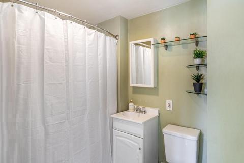 8 Mansfield St, Gloucester, MA 01930 photo 12