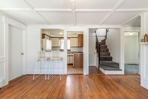 8 Mansfield St, Gloucester, MA 01930 photo 16