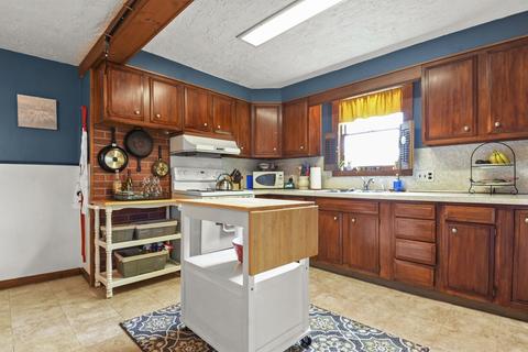 467 Main St, Clinton, MA 01510 photo 17