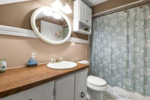 467 Main St, Clinton, MA 01510 photo 25