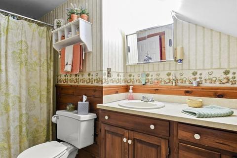 467 Main St, Clinton, MA 01510 photo 13