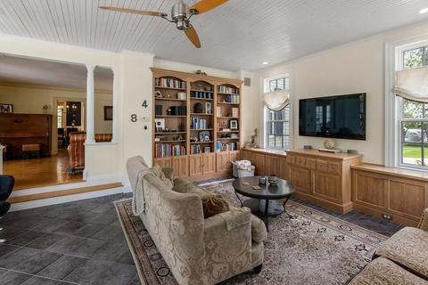54 Pleasant St, Canton, MA 02021 photo 18