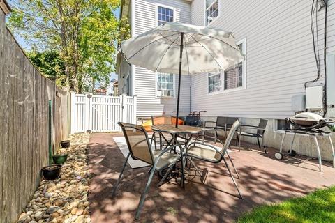 7 Mansfield St #1, Gloucester, MA 01930 photo 16