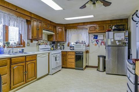 17 E Denver, Saugus, MA 01906 photo 6