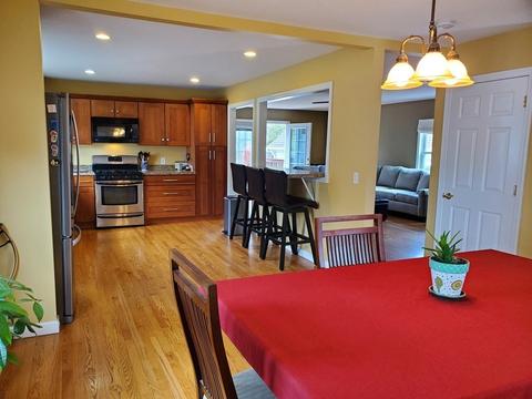 61 Windemere St, Springfield, MA 01104 photo 16