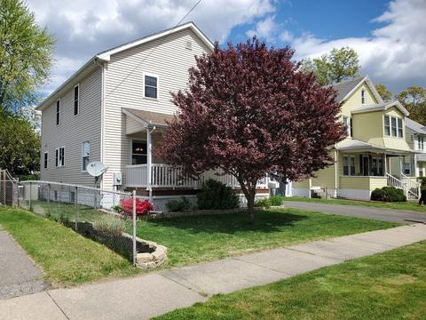 61 Windemere St, Springfield, MA 01104 photo 2