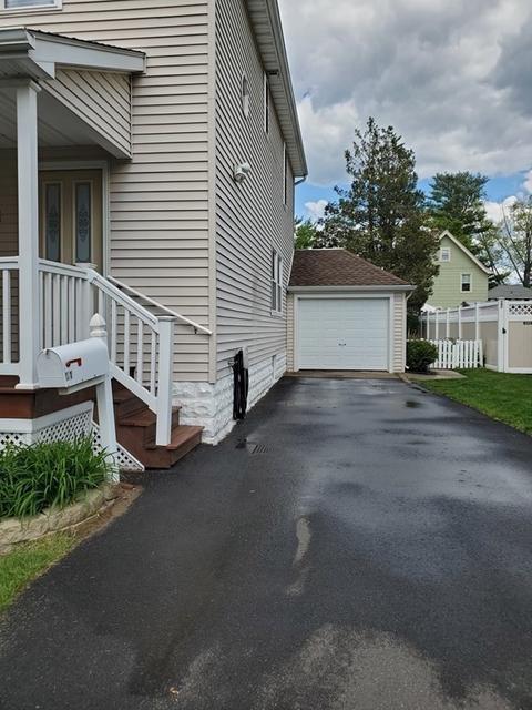 61 Windemere St, Springfield, MA 01104 photo 5