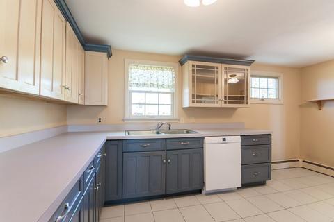 138 Stonehaven Rd, Fall River, MA 02723 photo 13