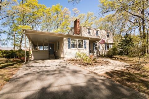 138 Stonehaven Rd, Fall River, MA 02723 photo 2