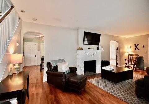 37 Chilson St, Springfield, MA 01118 photo 5