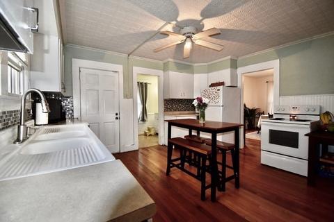 37 Chilson St, Springfield, MA 01118 photo 16
