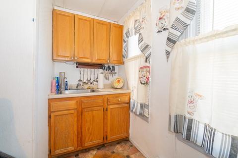 12 Branch St, Worcester, MA 01604 photo 10