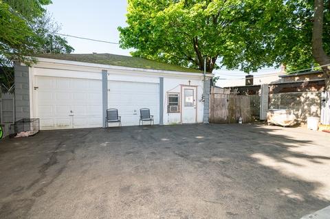 12 Branch St, Worcester, MA 01604 photo 3