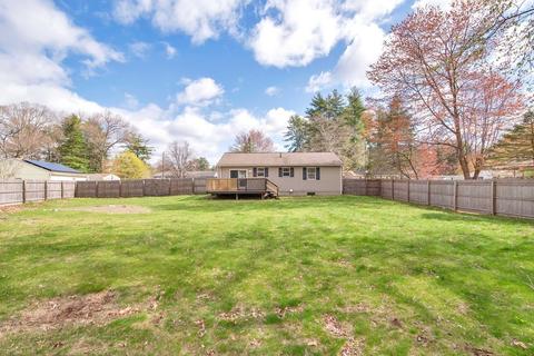 105 Joan St, Springfield, MA 01129 photo 10