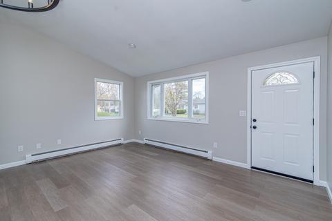 105 Joan St, Springfield, MA 01129 photo 19