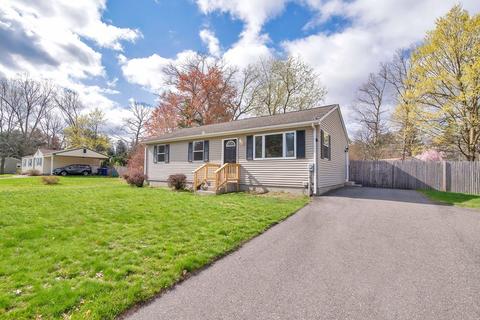 105 Joan St, Springfield, MA 01129 photo 2