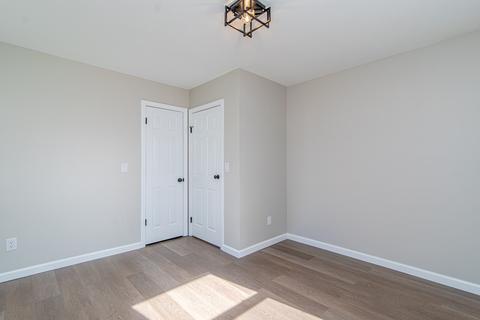105 Joan St, Springfield, MA 01129 photo 25