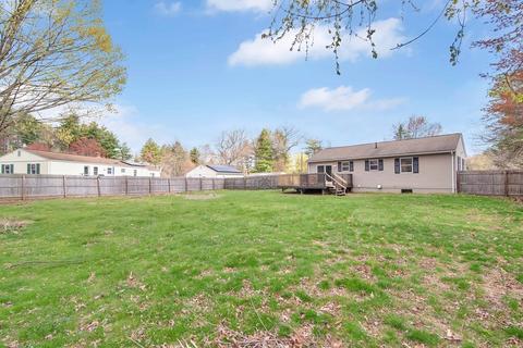 105 Joan St, Springfield, MA 01129 photo 9