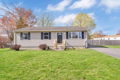 105 Joan St, Springfield, MA 01129 photo 3