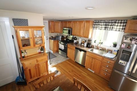 12 Fearing Hill Rd, Wareham, MA 02571 photo 5