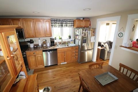 12 Fearing Hill Rd, Wareham, MA 02571 photo 4