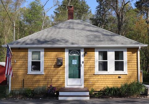 12 Fearing Hill Rd, Wareham, MA 02571 photo 1