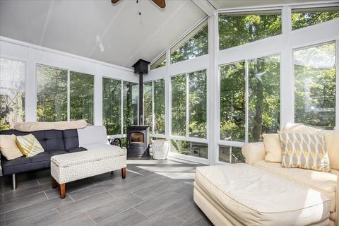 142 Spring St, Stoneham, MA 02180 photo 7
